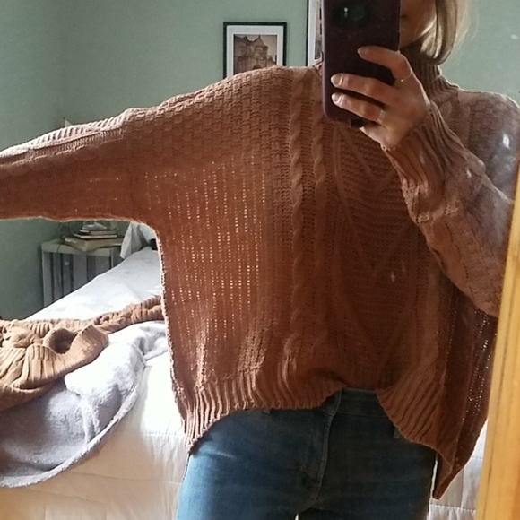 Knit Turtleneck Asymetrical Hem Oversized Sweater - Picture 4 of 9